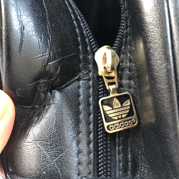 *sold* Vintage Adidas bag - Picture 7 of 9